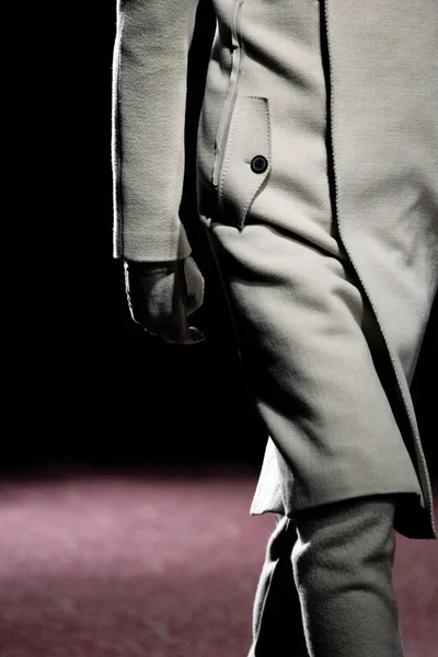 Look 11